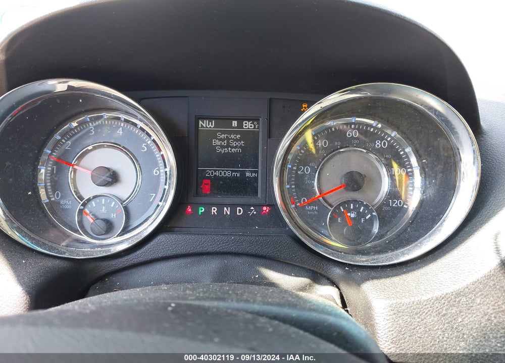2011 CHRYSLER TOWN & COUNTRY TOURING-L VIN: 2A4RR8DG2BR649529