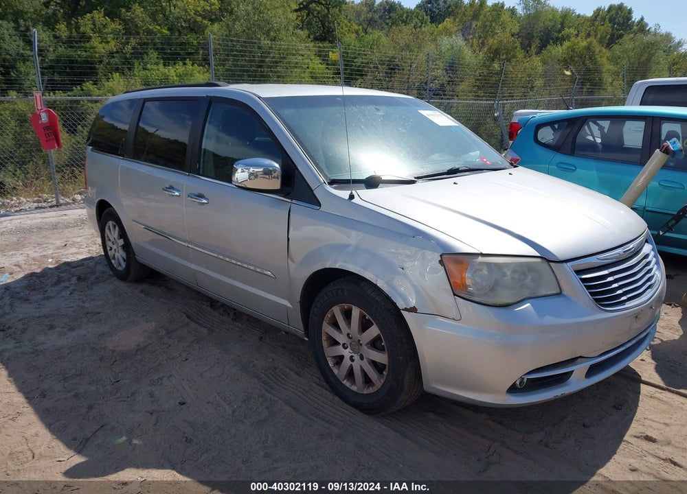 2011 CHRYSLER TOWN & COUNTRY TOURING-L VIN: 2A4RR8DG2BR649529