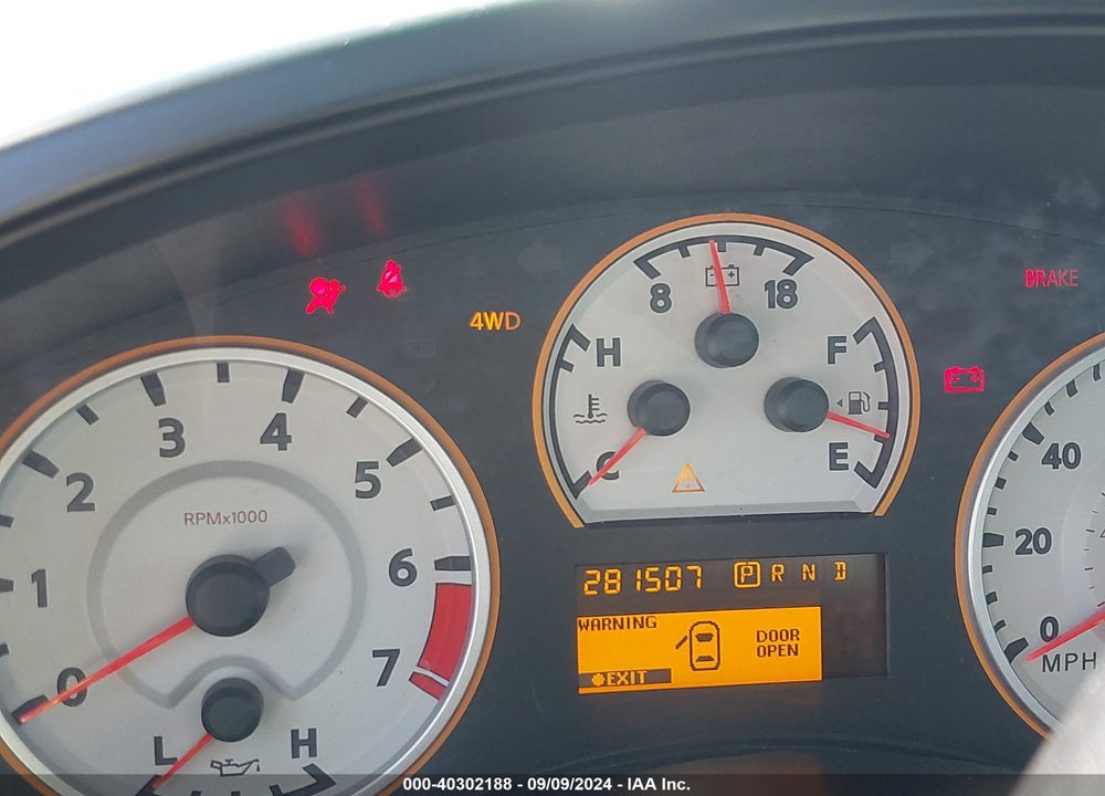 2010 NISSAN TITAN PRO-4X VIN: 1N6AA0EC7AN307106