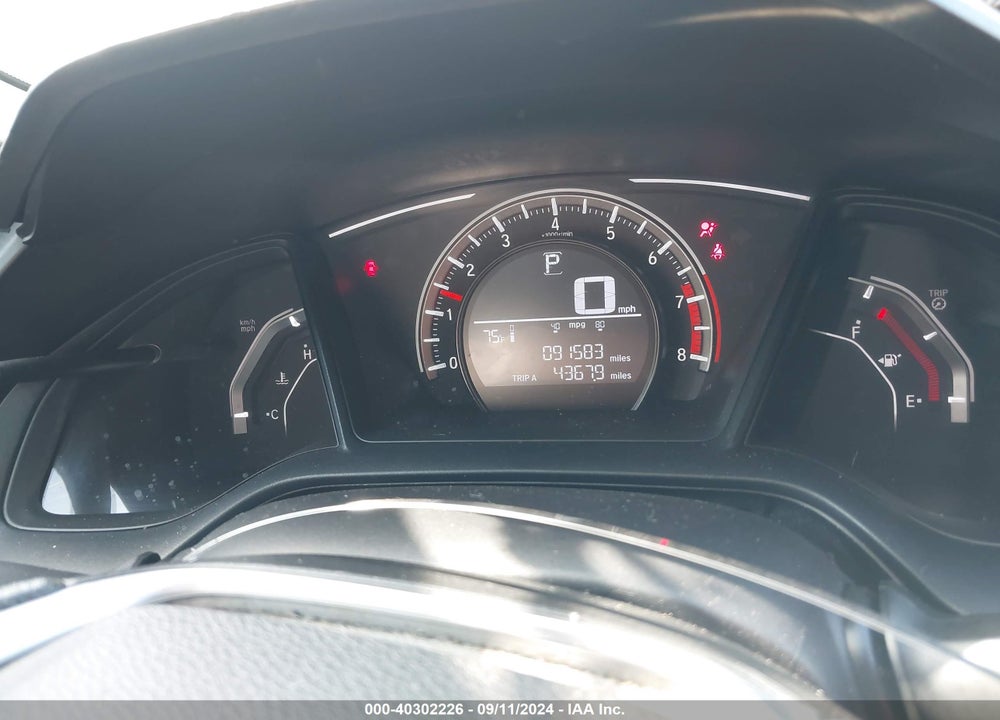 2018 HONDA CIVIC LX VIN: 2HGFC2F55JH517471