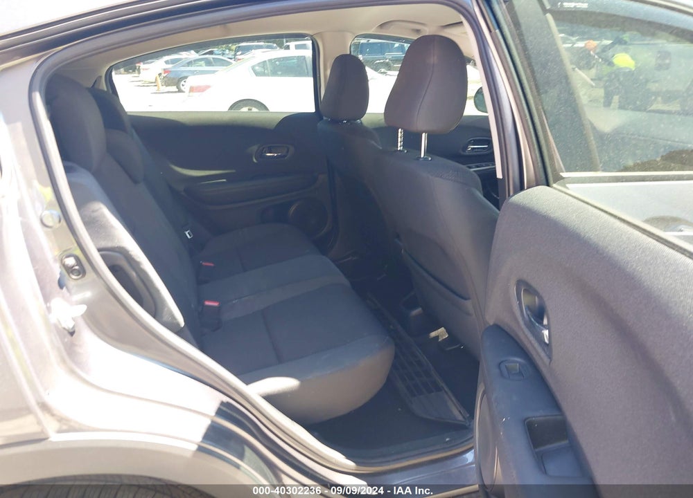 2021 HONDA HR-V 2WD LX VIN: 3CZRU5H37MM721436