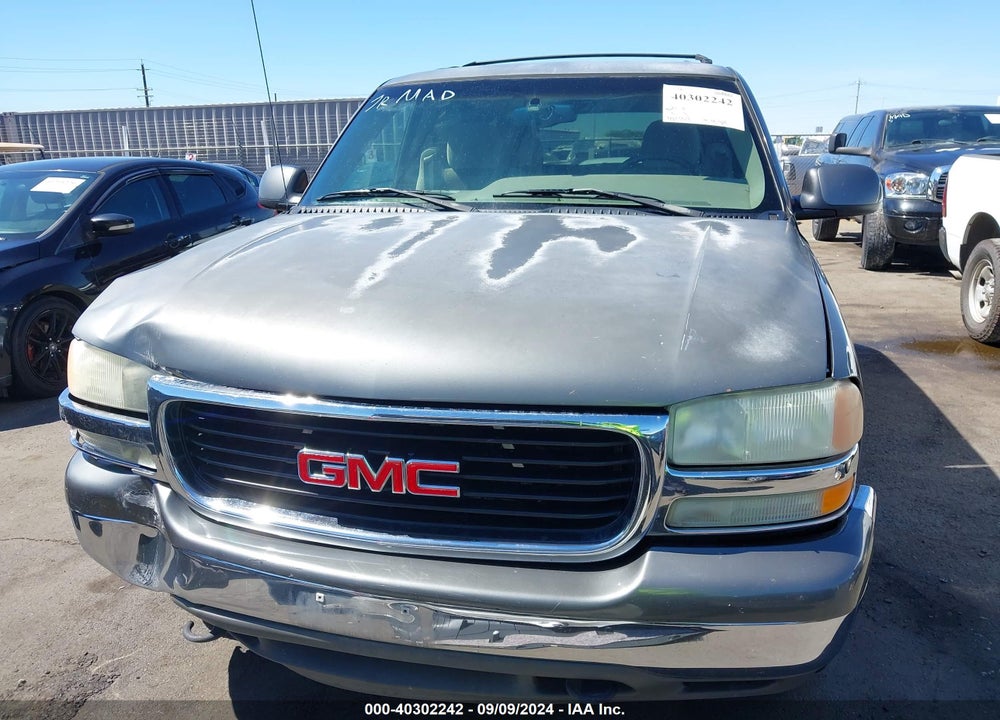2002 GMC YUKON SLT VIN: 1GKEK13T12R147104
