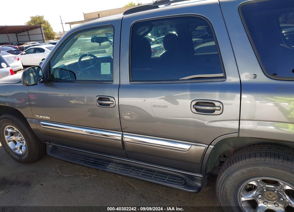 2002 GMC YUKON SLT VIN: 1GKEK13T12R147104