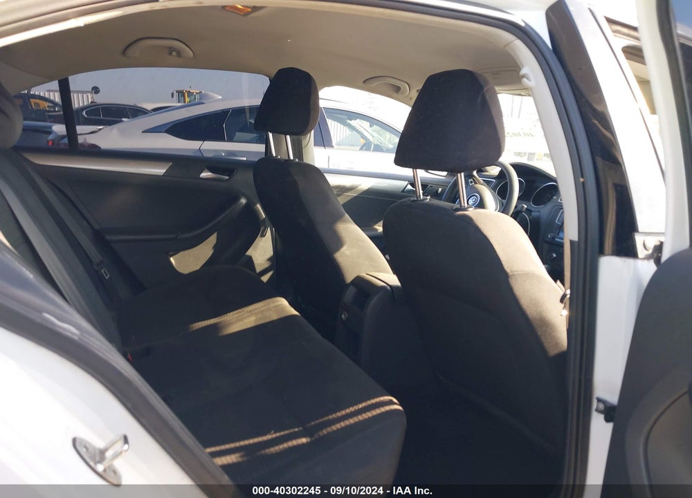 2016 VOLKSWAGEN JETTA 1.4T SE VIN: 3VWD67AJXGM265190