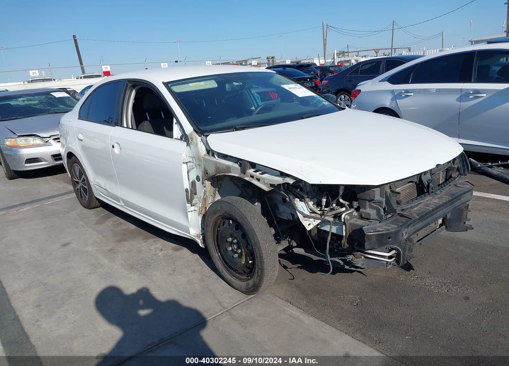 2016 VOLKSWAGEN JETTA 1.4T SE VIN: 3VWD67AJXGM265190