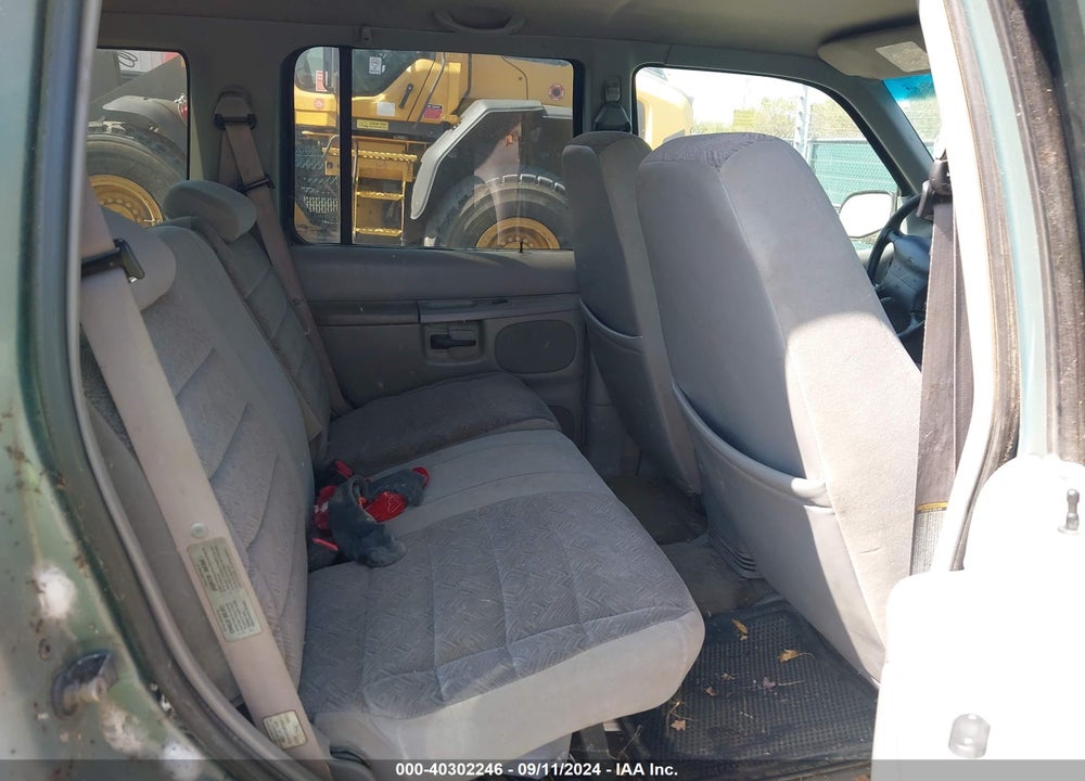 1998 FORD EXPLORER EDDIE BAUER/LIMITED/XL/XLT VIN: 1FMZU34E2WUA87643