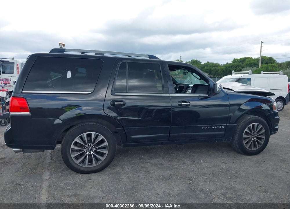 2015 LINCOLN NAVIGATOR VIN: 5LMJJ2HT8FEJ06969
