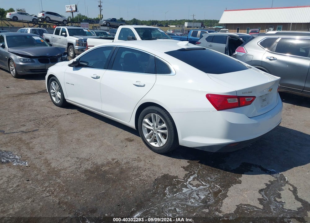 2018 CHEVROLET MALIBU LT VIN: 1G1ZD5ST4JF232091