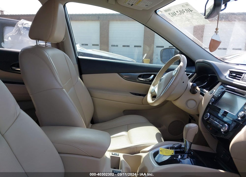 2015 NISSAN ROGUE SL VIN: 5N1AT2MTXFC795976
