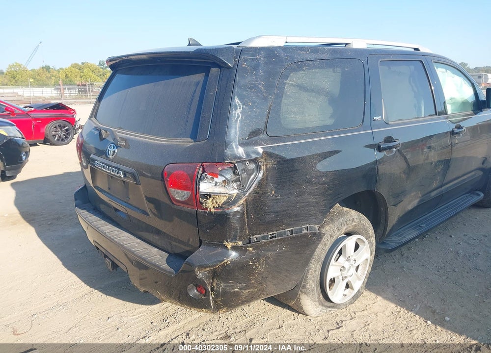 2018 TOYOTA SEQUOIA SR5 VIN: 5TDZY5G12JS070268
