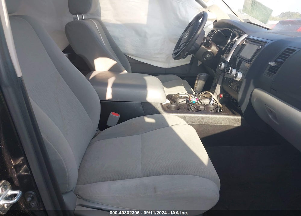 2018 TOYOTA SEQUOIA SR5 VIN: 5TDZY5G12JS070268