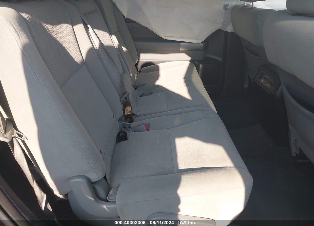 2018 TOYOTA SEQUOIA SR5 VIN: 5TDZY5G12JS070268