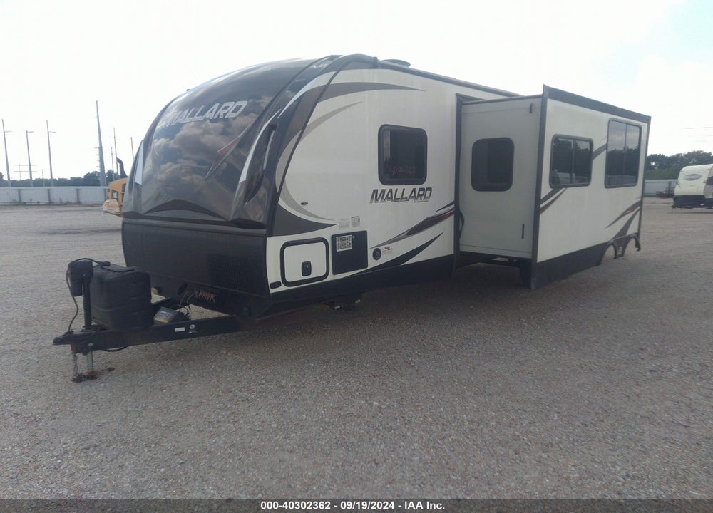 2018 HEARTLAND MALLARD  M33 VIN: 5SFNB3722JE357691