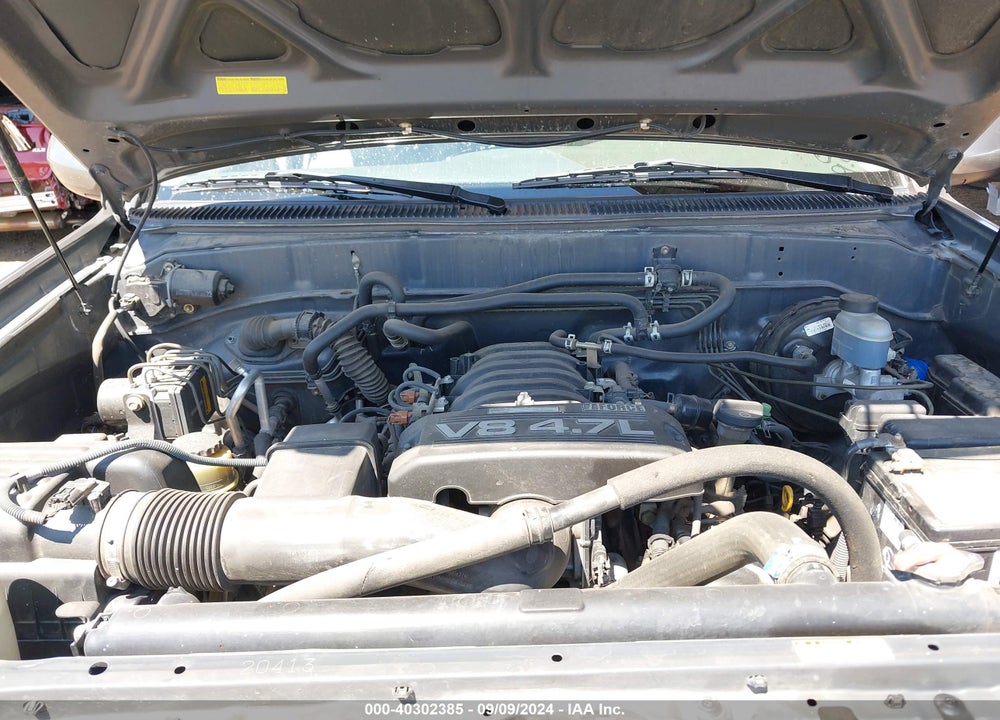 2005 TOYOTA SEQUOIA SR5 V8 VIN: 5TDZT34AX5S247016