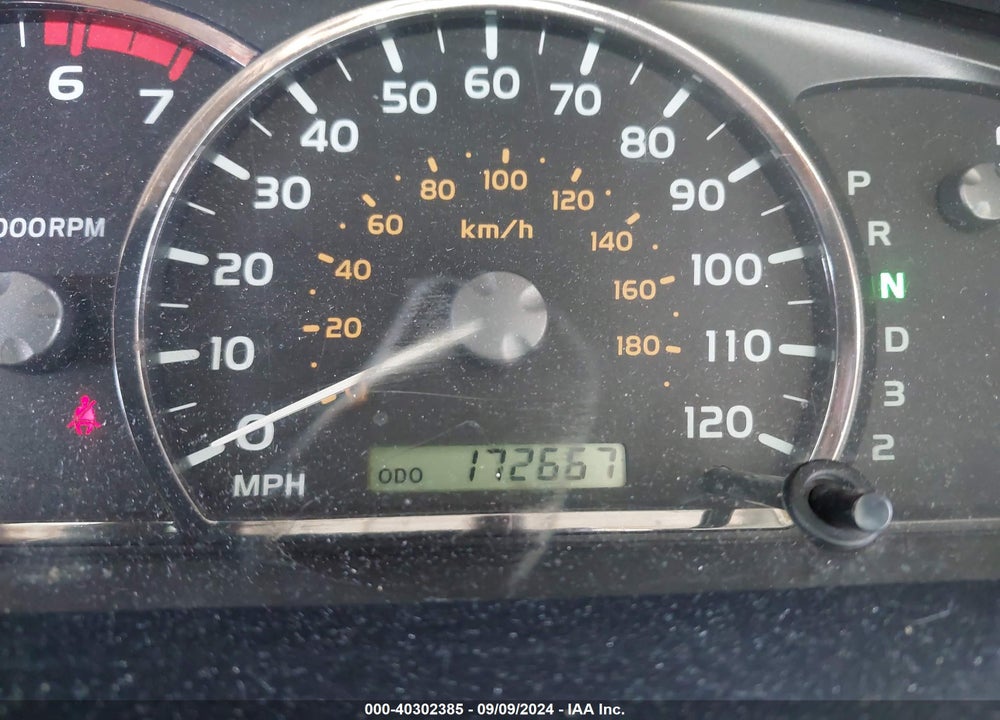 2005 TOYOTA SEQUOIA SR5 V8 VIN: 5TDZT34AX5S247016