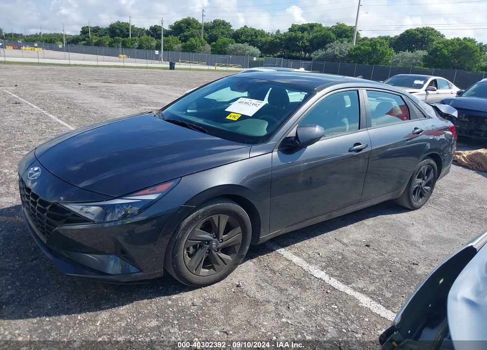 2022 HYUNDAI ELANTRA SEL VIN: 5NPLM4AG7NH064292