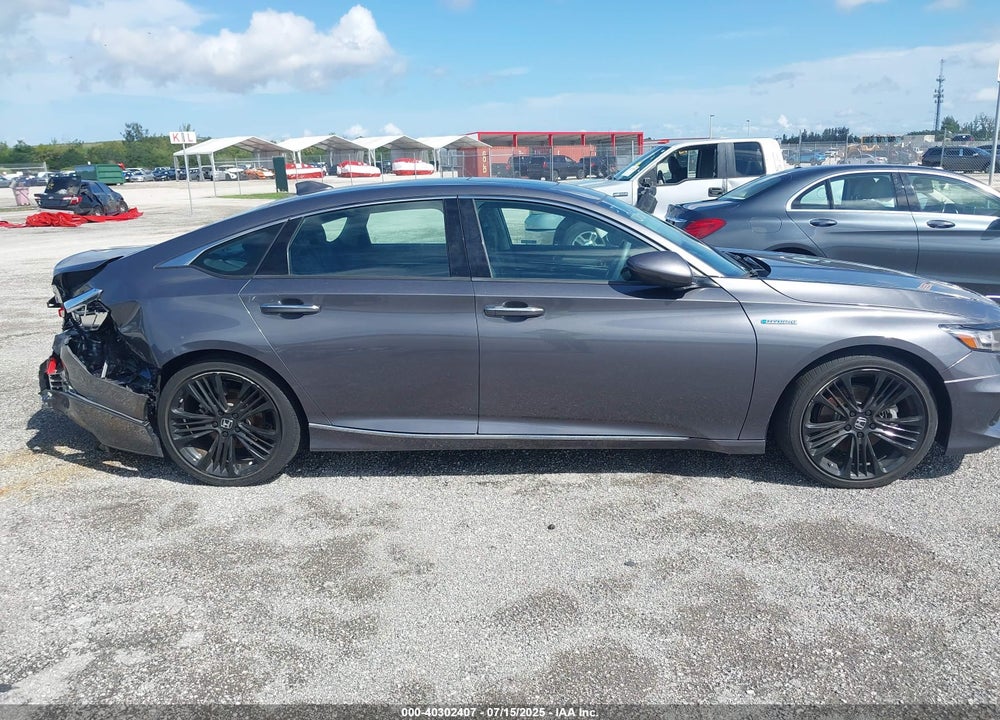 2022 HONDA ACCORD HYBRID TOURING VIN: 1HGCV3F91NA031010