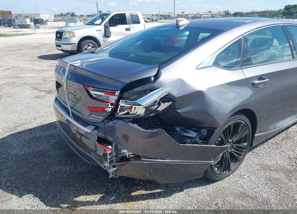 2022 HONDA ACCORD HYBRID TOURING VIN: 1HGCV3F91NA031010