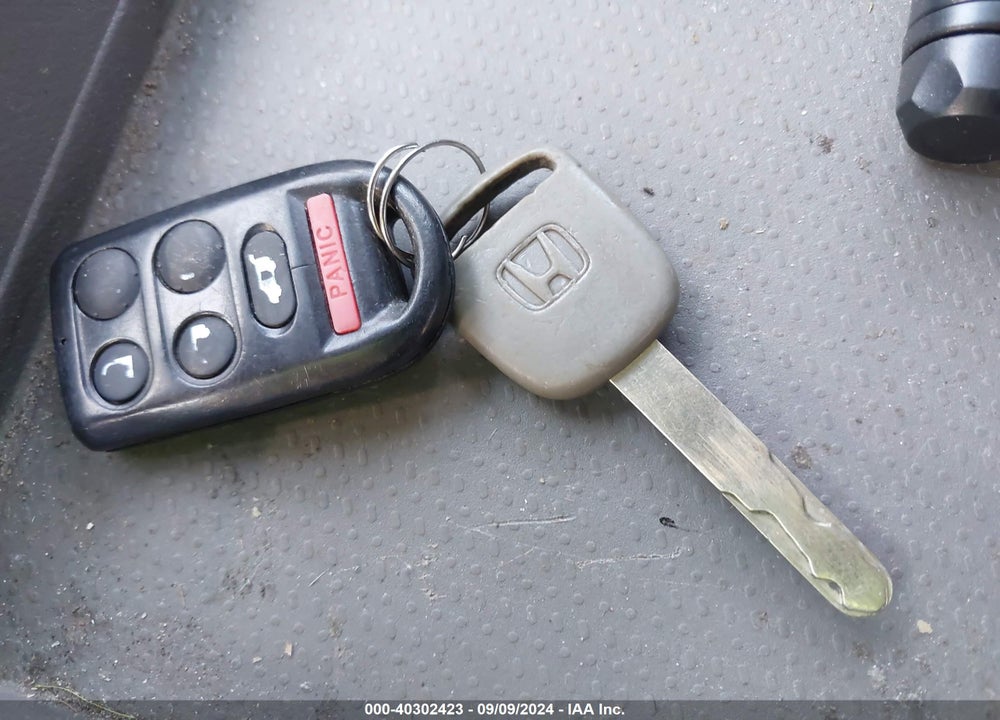 2010 HONDA ODYSSEY VIN: 5FNRL3H60AB113684