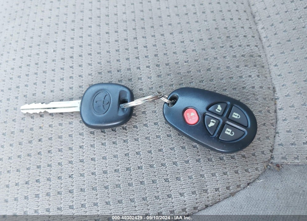 2009 TOYOTA SIENNA LE VIN: 5TDZK23C99S228785