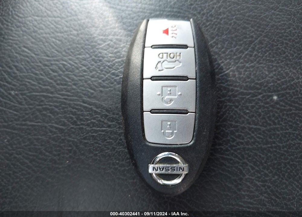 2016 NISSAN ROGUE SV VIN: KNMAT2MVXGP670766