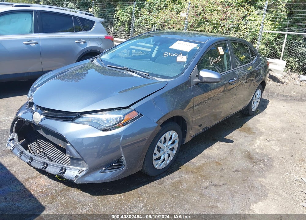 2017 TOYOTA COROLLA LE VIN: 5YFBURHE2HP705112