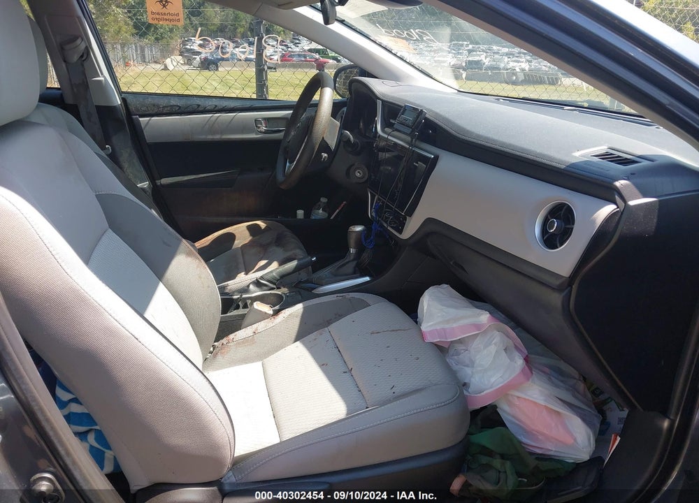 2017 TOYOTA COROLLA LE VIN: 5YFBURHE2HP705112