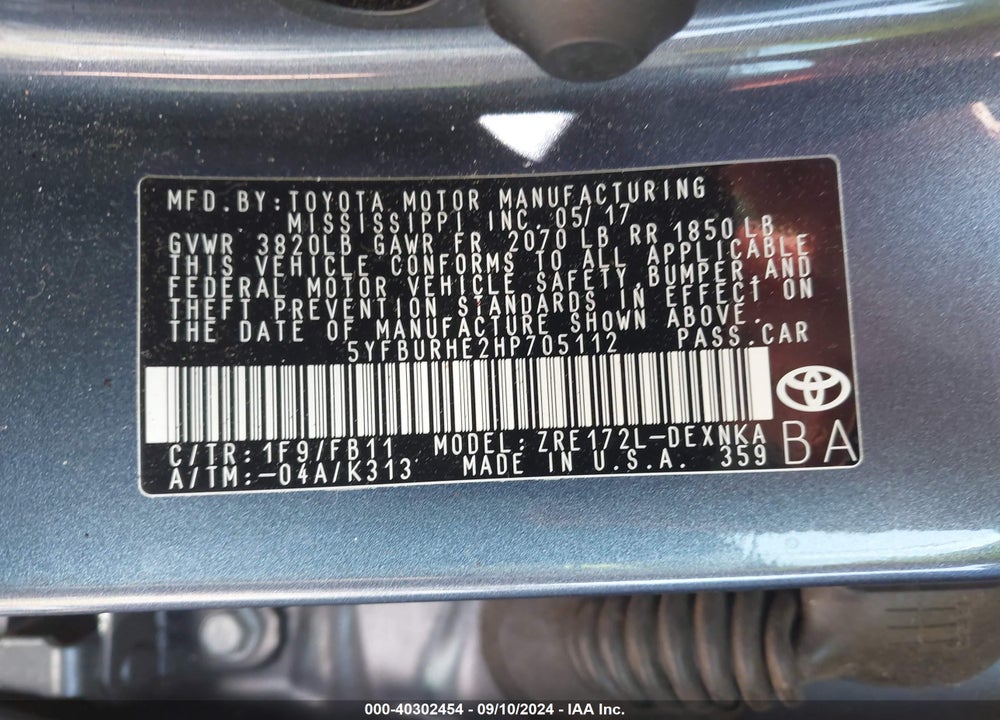 2017 TOYOTA COROLLA LE VIN: 5YFBURHE2HP705112