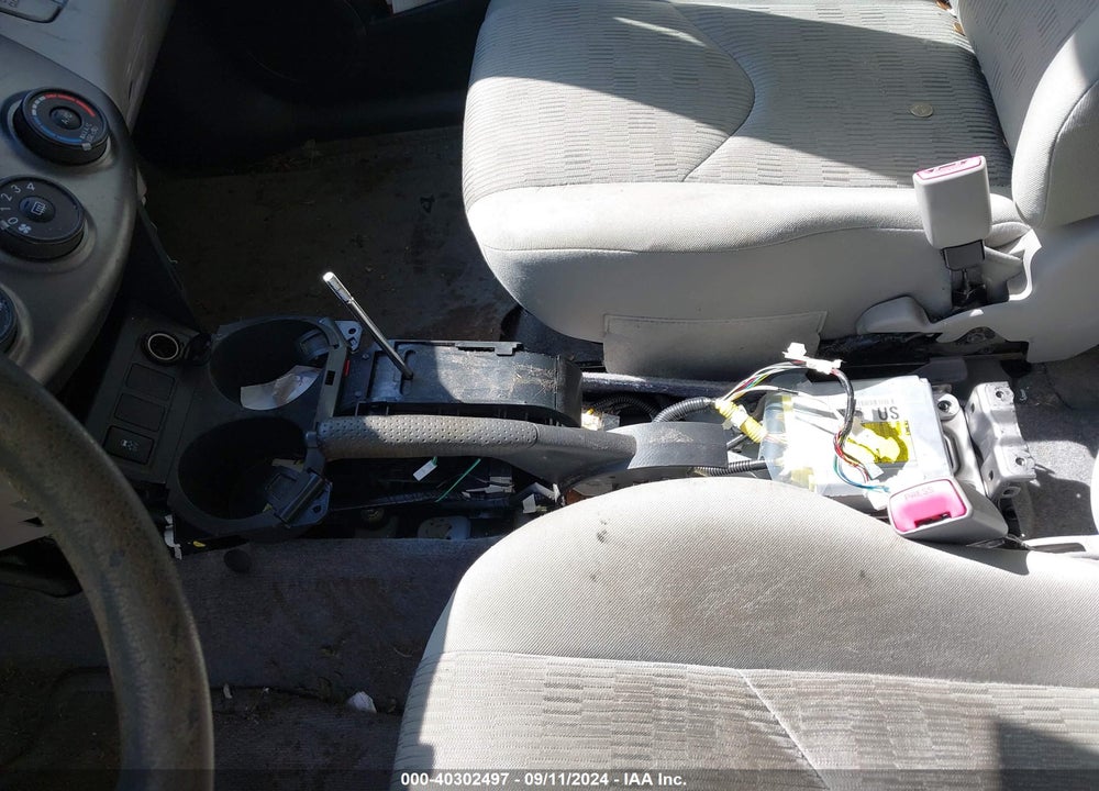 2010 TOYOTA RAV4 VIN: JTMBF4DV1A5017964