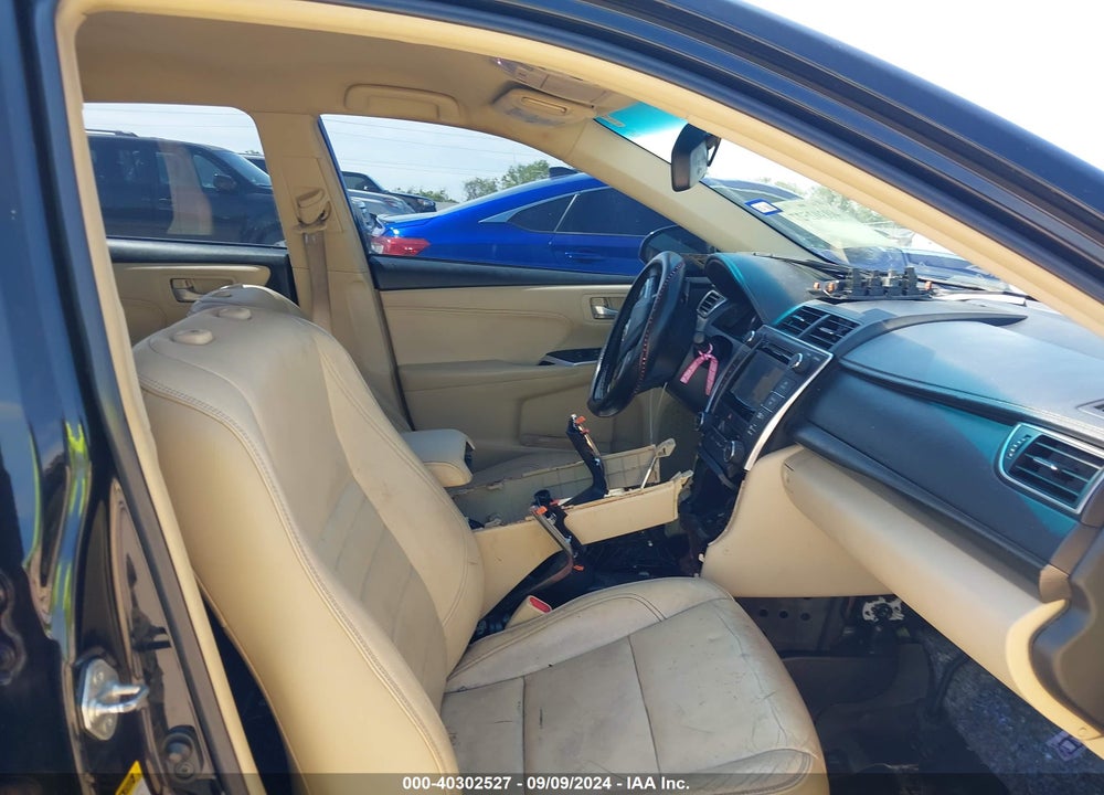 2015 TOYOTA CAMRY HYBRID XLE VIN: 4T1BD1FK2FU163239