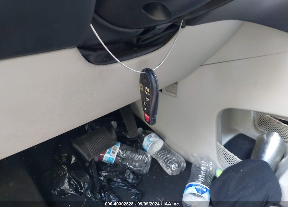 2012 DODGE GRAND CARAVAN SXT VIN: 2C4RDGCG0CR332687