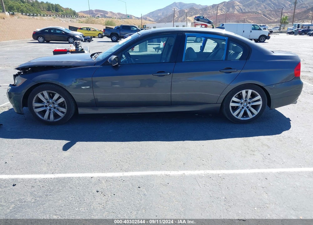 2008 BMW 328I VIN: WBAVA37578NL48086