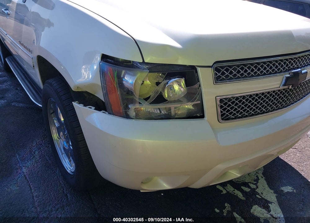 2008 CHEVROLET SUBURBAN 1500 LTZ VIN: 1GNFK163X8R269455