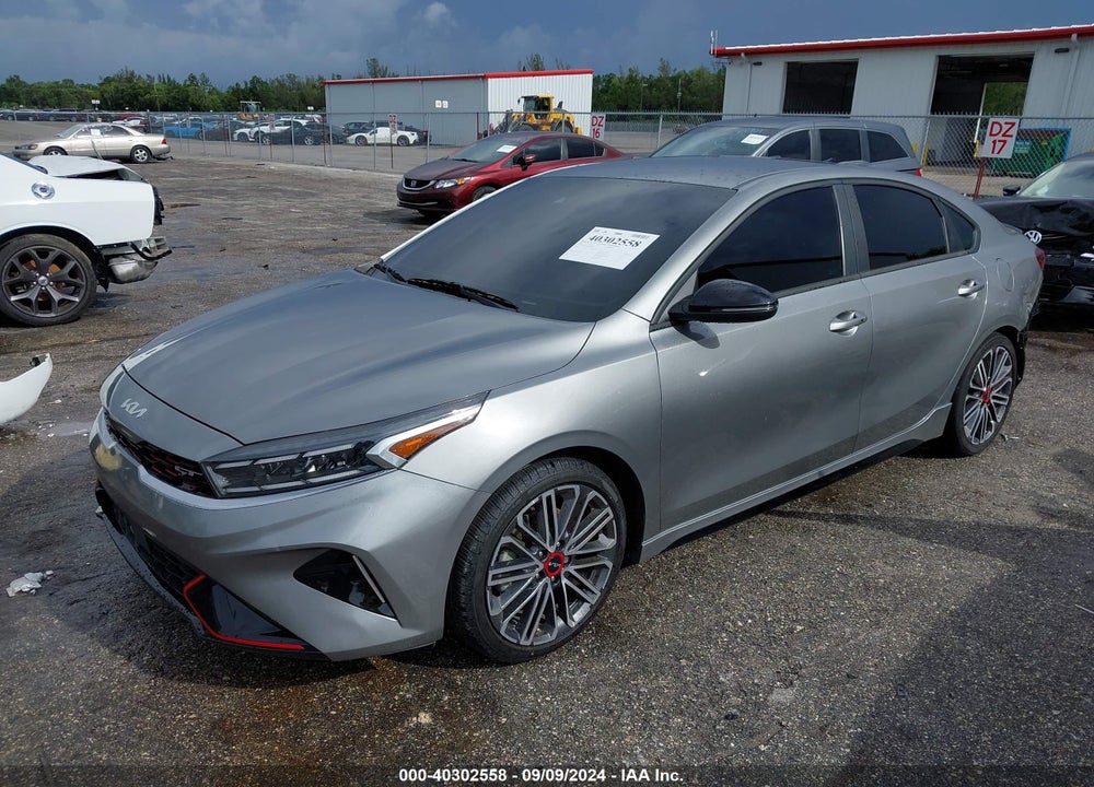 2022 KIA FORTE GT VIN: 3KPF44ACXNE493523