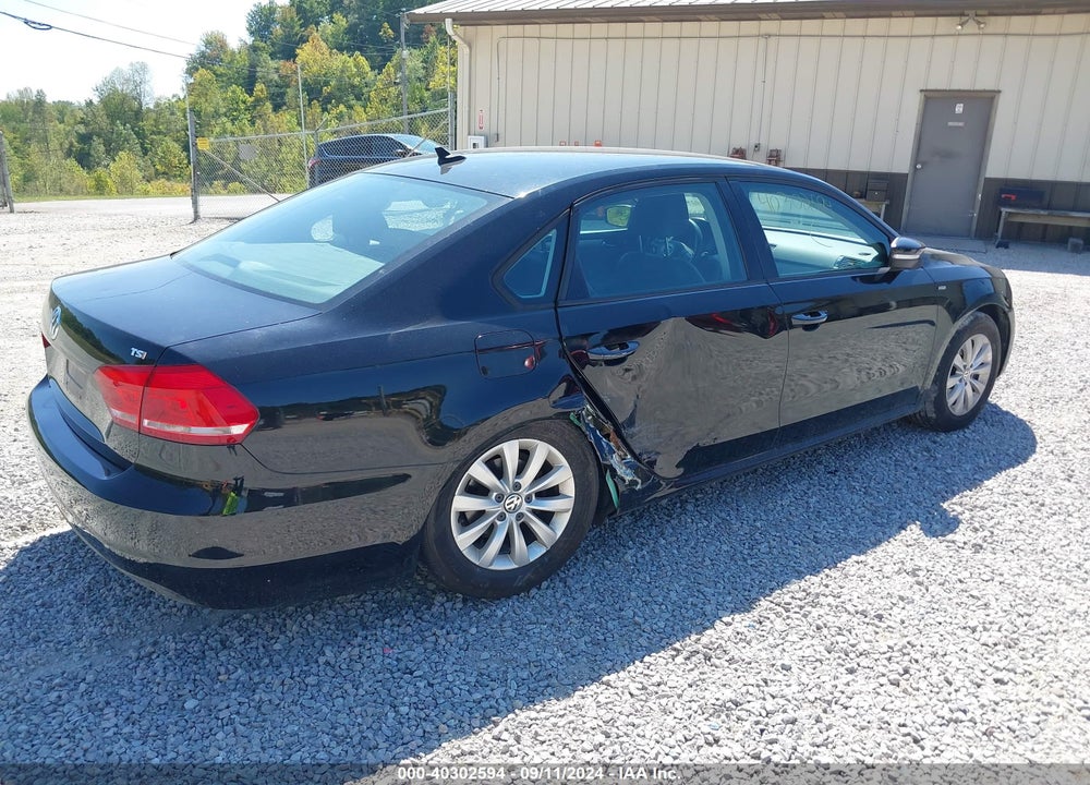 2015 VOLKSWAGEN PASSAT 1.8T WOLFSBURG EDITION VIN: 1VWAT7A32FC033437