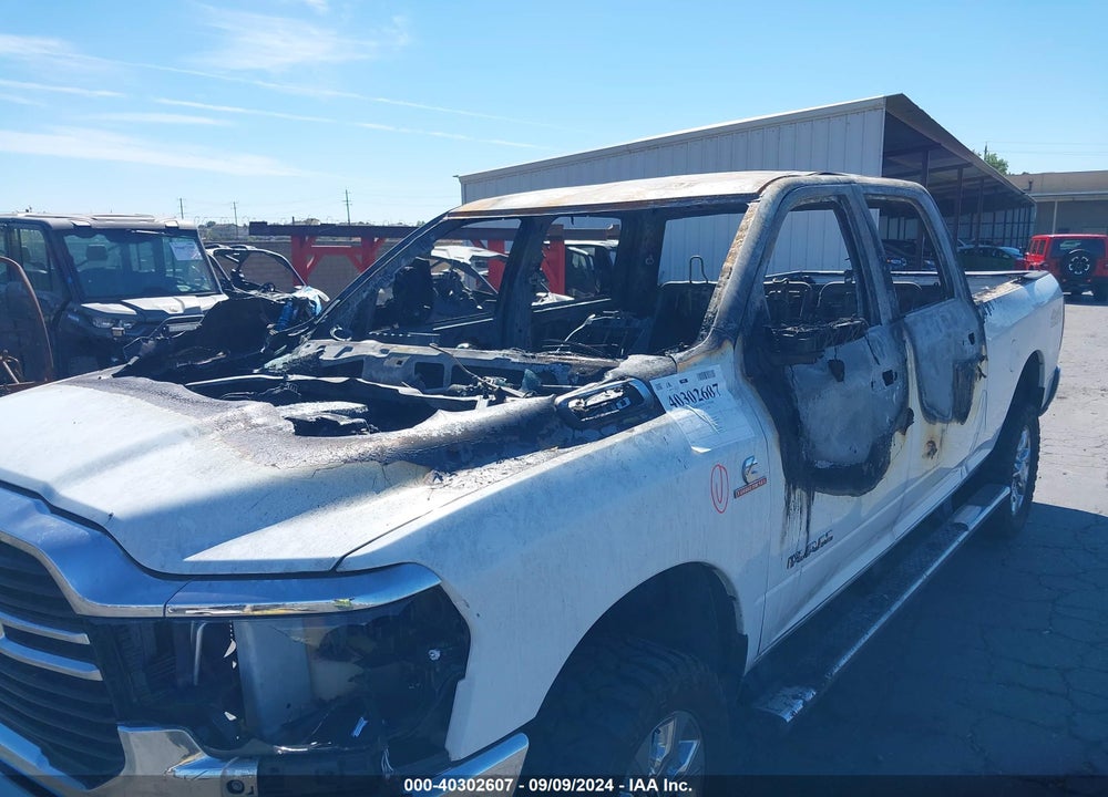 2019 RAM 2500 BIG HORN  4X4 6'4 BOX/LONE STAR  4X4 6'4 BOX VIN: 3C6UR5DL7KG586274