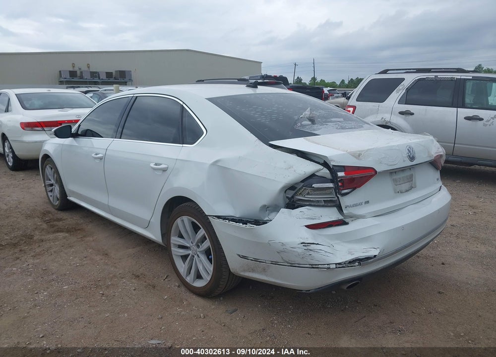 2018 VOLKSWAGEN PASSAT 2.0T SE VIN: 1VWBA7A37JC001456