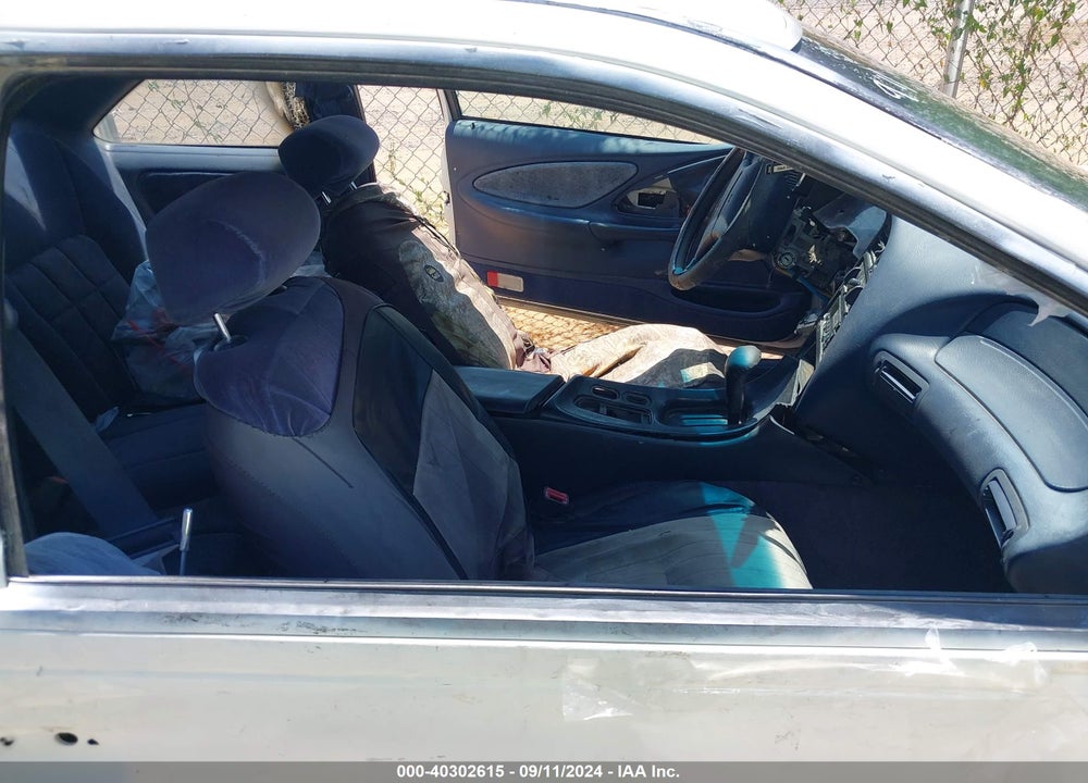 1996 FORD THUNDERBIRD LX VIN: 1FALP62W8TH144999