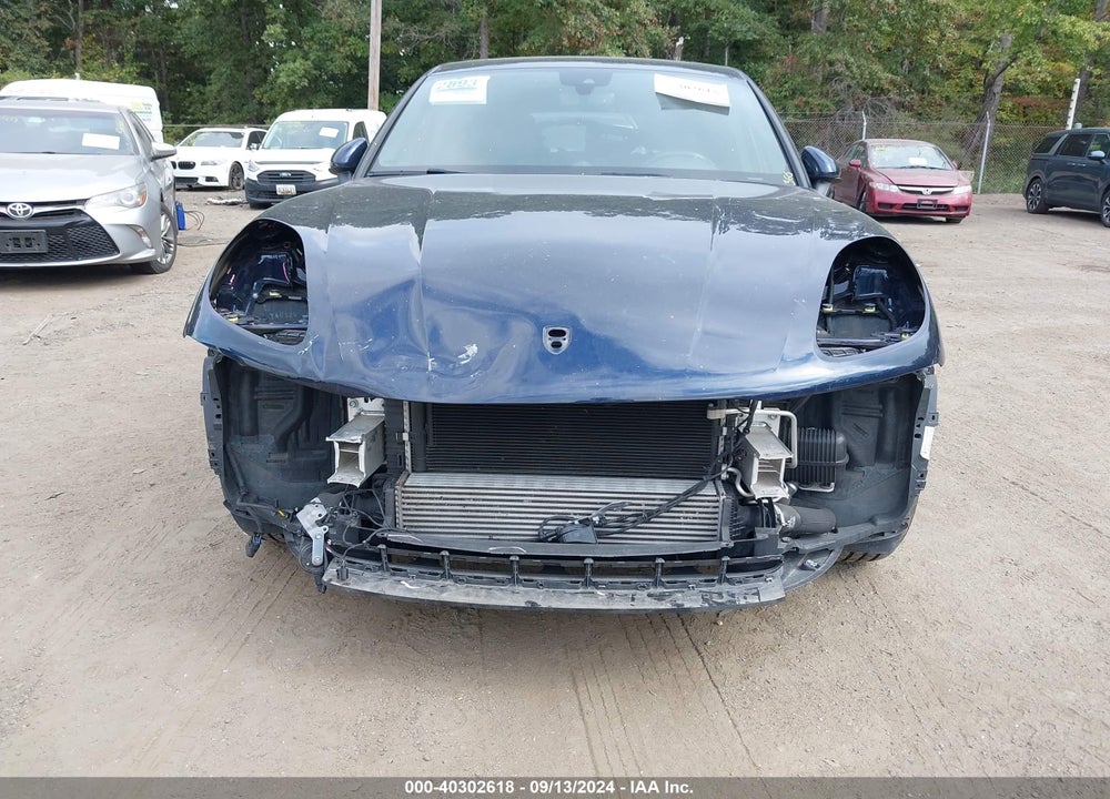 2020 PORSCHE MACAN VIN: WP1AA2A51LLB05932