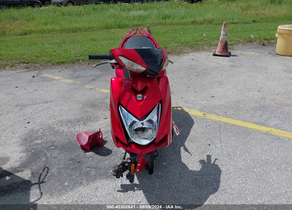 2022 SCOOTER 50CC VIN: LL0TCKPF3NG001576