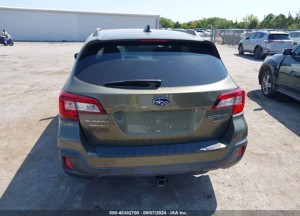 2018 SUBARU OUTBACK 3.6R TOURING VIN: 4S4BSETC3J3284502