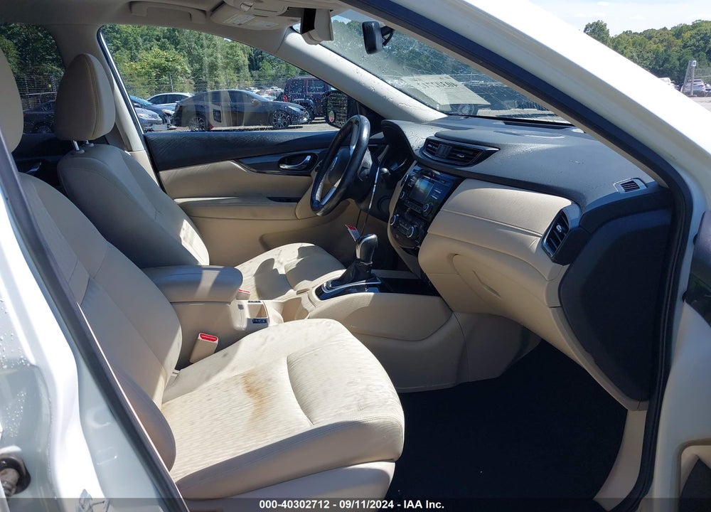 2017 NISSAN ROGUE SV VIN: JN8AT2MV6HW272708