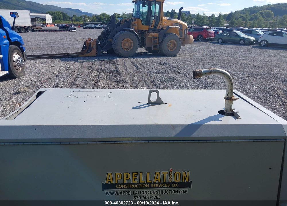 2007 INGERSOLL-RAND P185WIR VIN: 384180UCR820