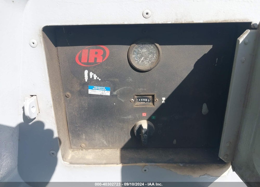 2007 INGERSOLL-RAND P185WIR VIN: 384180UCR820
