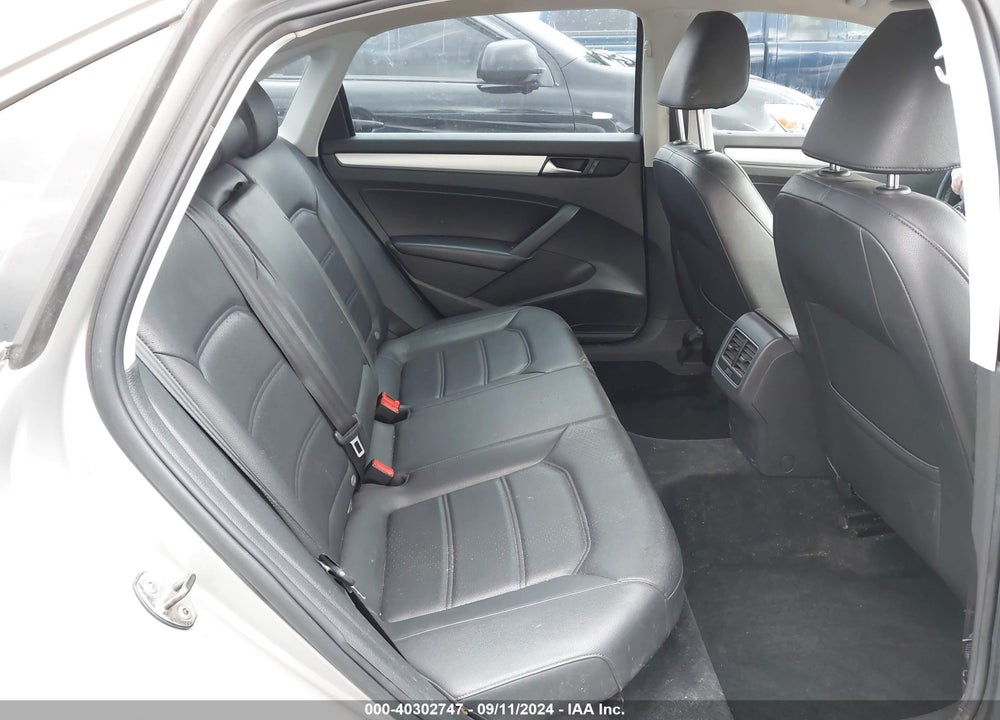 2013 VOLKSWAGEN PASSAT 2.5L SE VIN: 1VWBP7A30DC001303