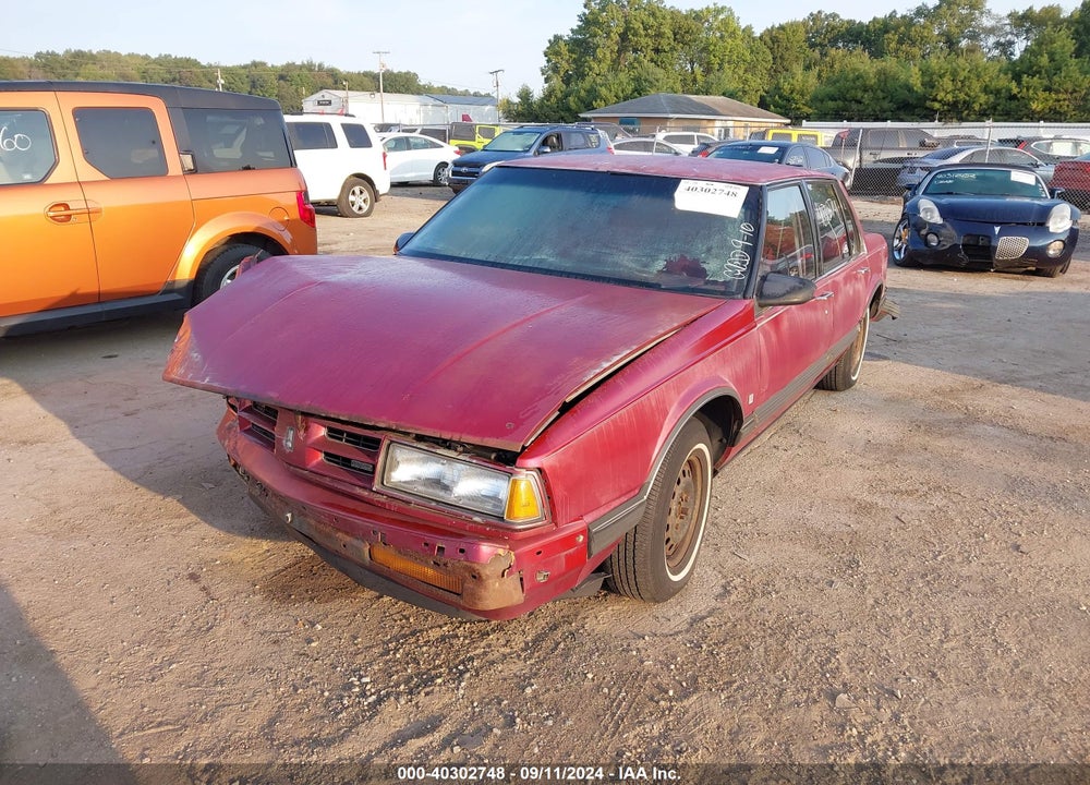 1991 OLDSMOBILE 88 ROYALE BROUGHAM VIN: 1G3HY54C0M1804215