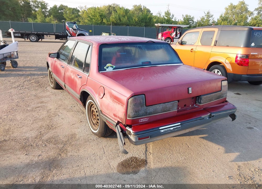 1991 OLDSMOBILE 88 ROYALE BROUGHAM VIN: 1G3HY54C0M1804215