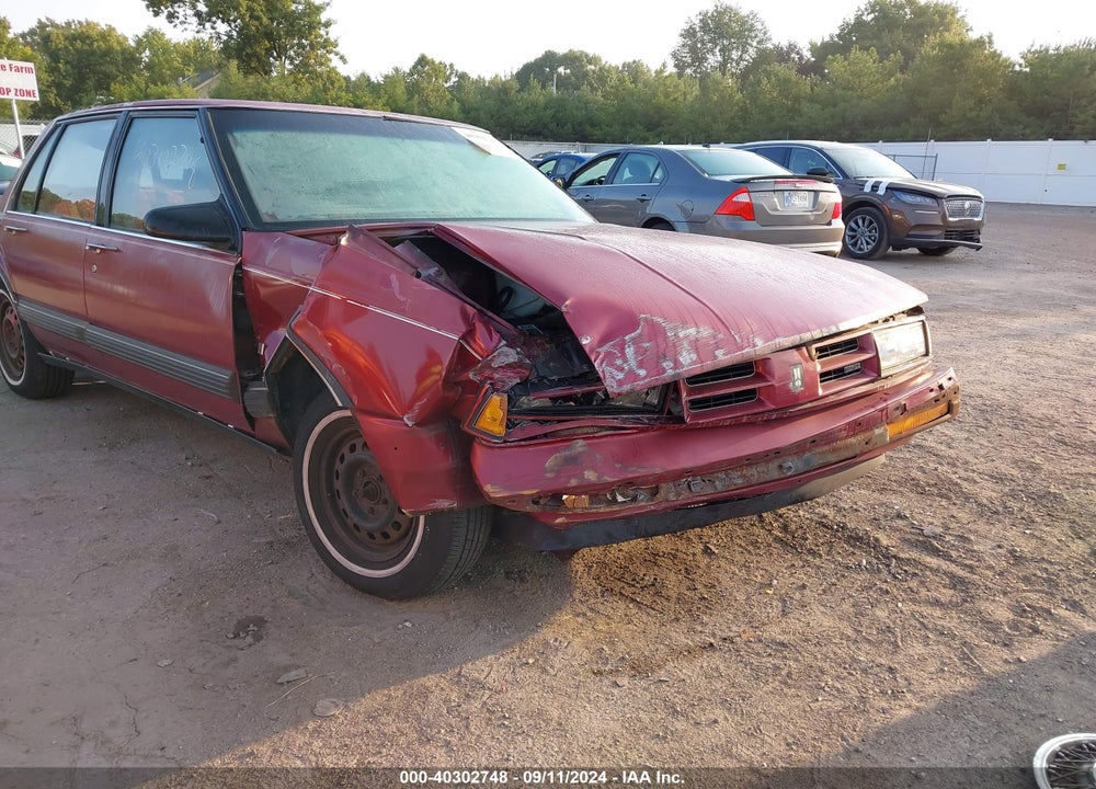 1991 OLDSMOBILE 88 ROYALE BROUGHAM VIN: 1G3HY54C0M1804215