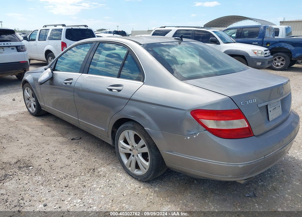 2008 MERCEDES-BENZ C 300 LUXURY/SPORT VIN: WDDGF54X58F053549