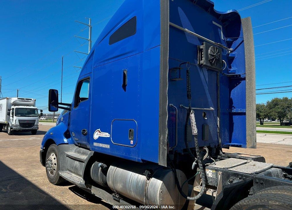 2016 KENWORTH CONSTRUCTION T680 VIN: 1XKYDP9X6GJ498472